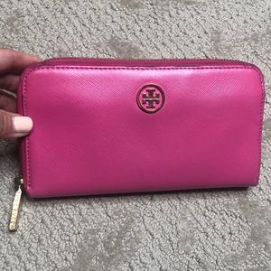Tory Burch pink zippered wallet